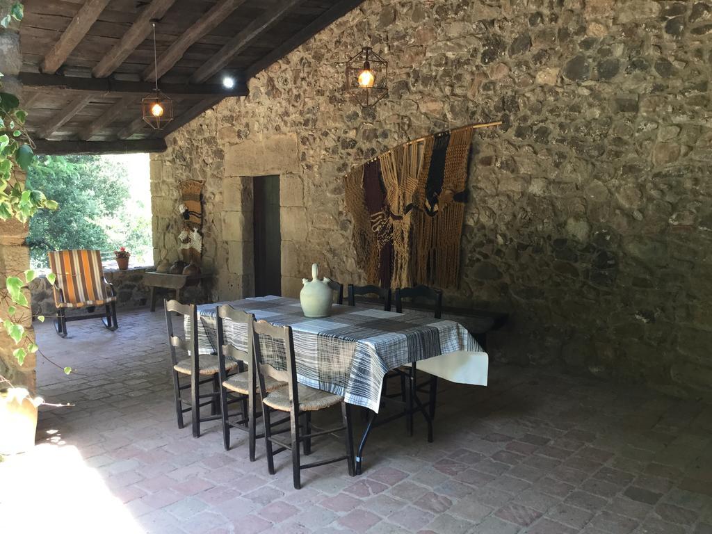 Mas Pardas Santa Pau Exterior photo